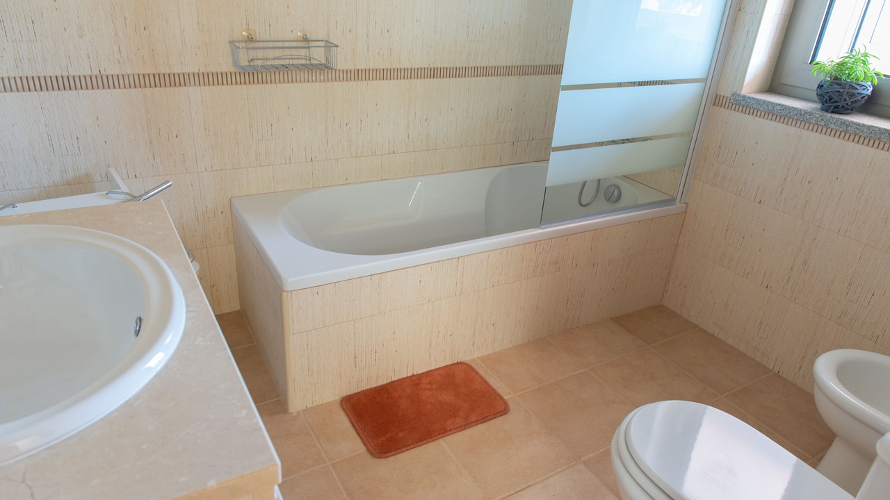 Photo of Bathroom in Ervedal da Beira