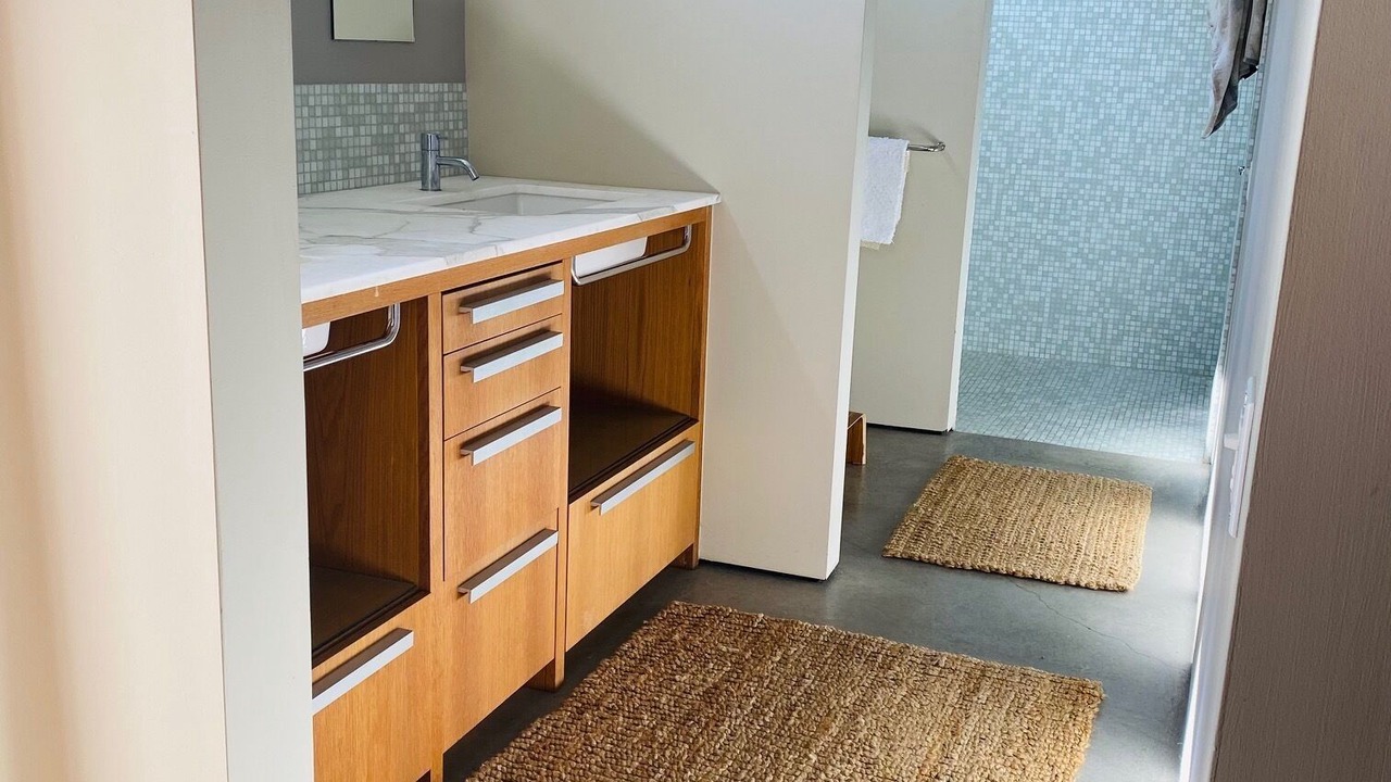 Photo of Bathroom in St. Helena