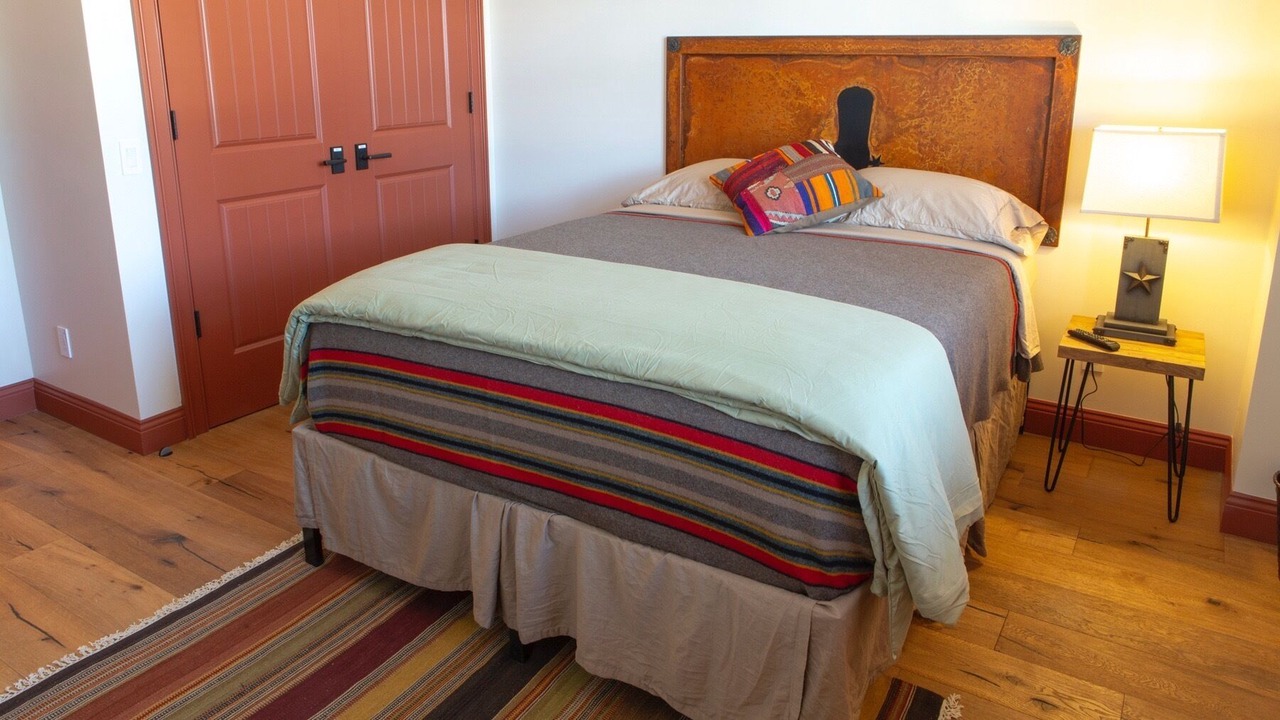 Photo of Bedroom in Los Alamos