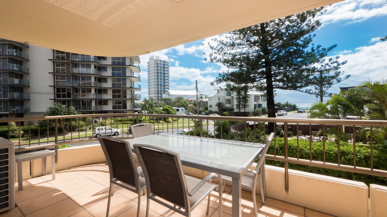 Photo of Patio Balcony in Main Beach