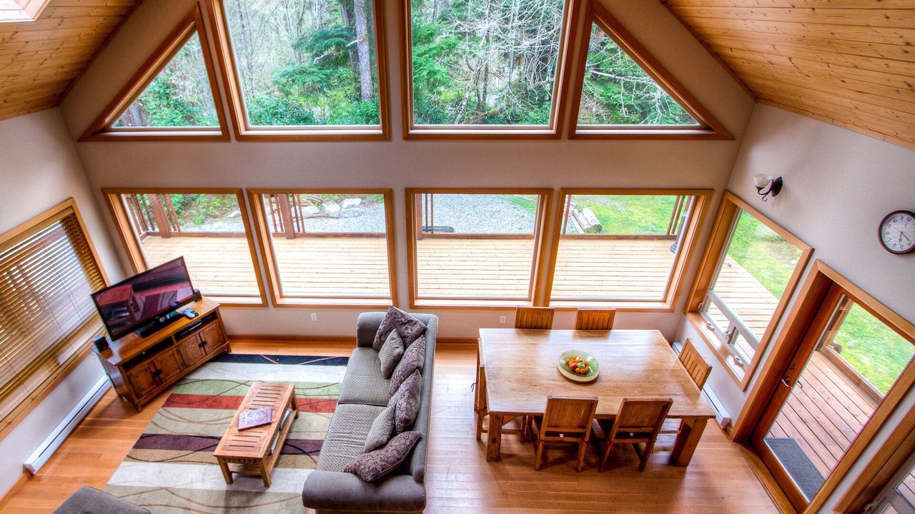 Photo of Livingroom in Tofino