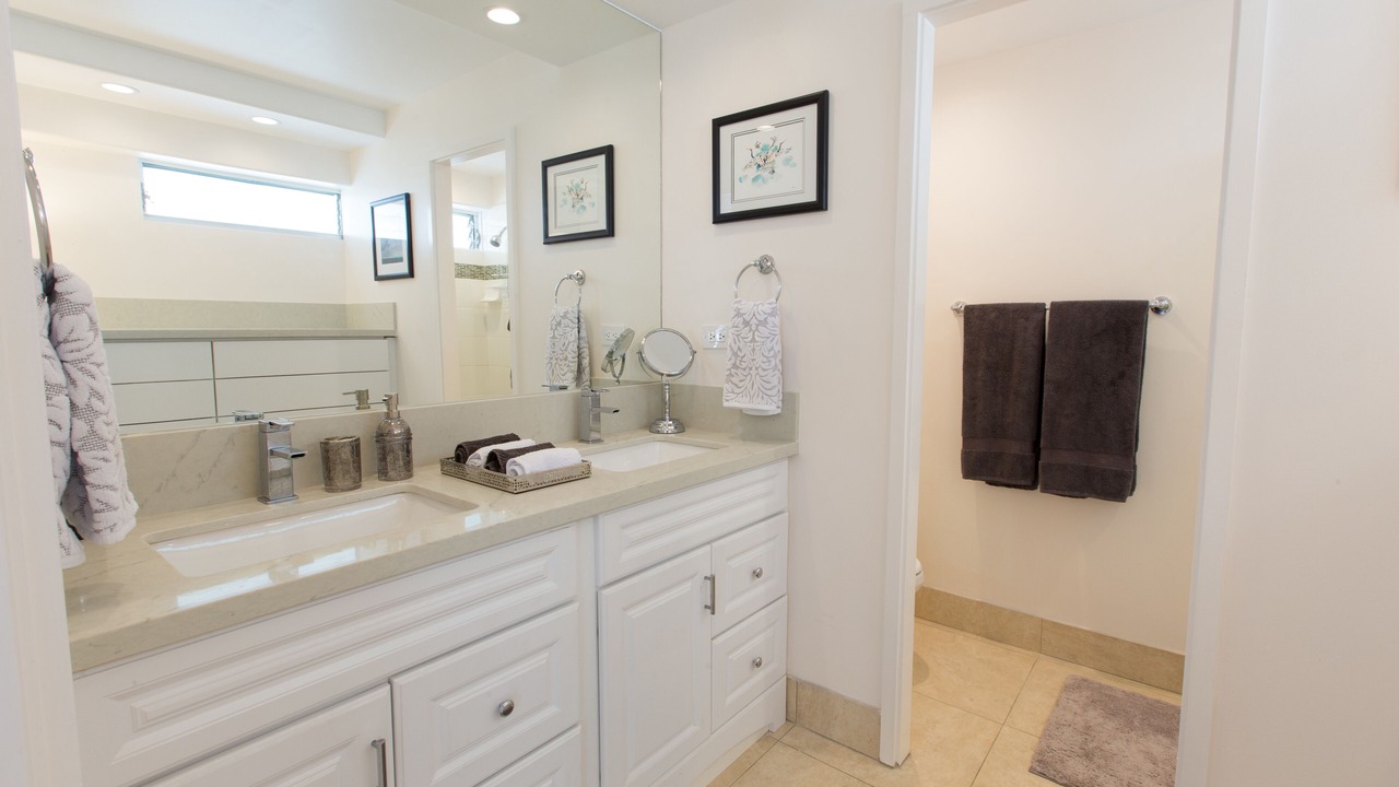 Photo of Bathroom in Waikiki