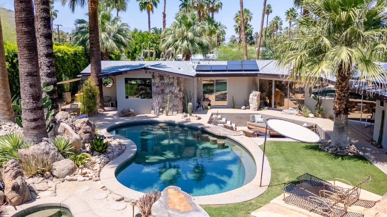 Photo of Outdoor in Tahquitz River Estates