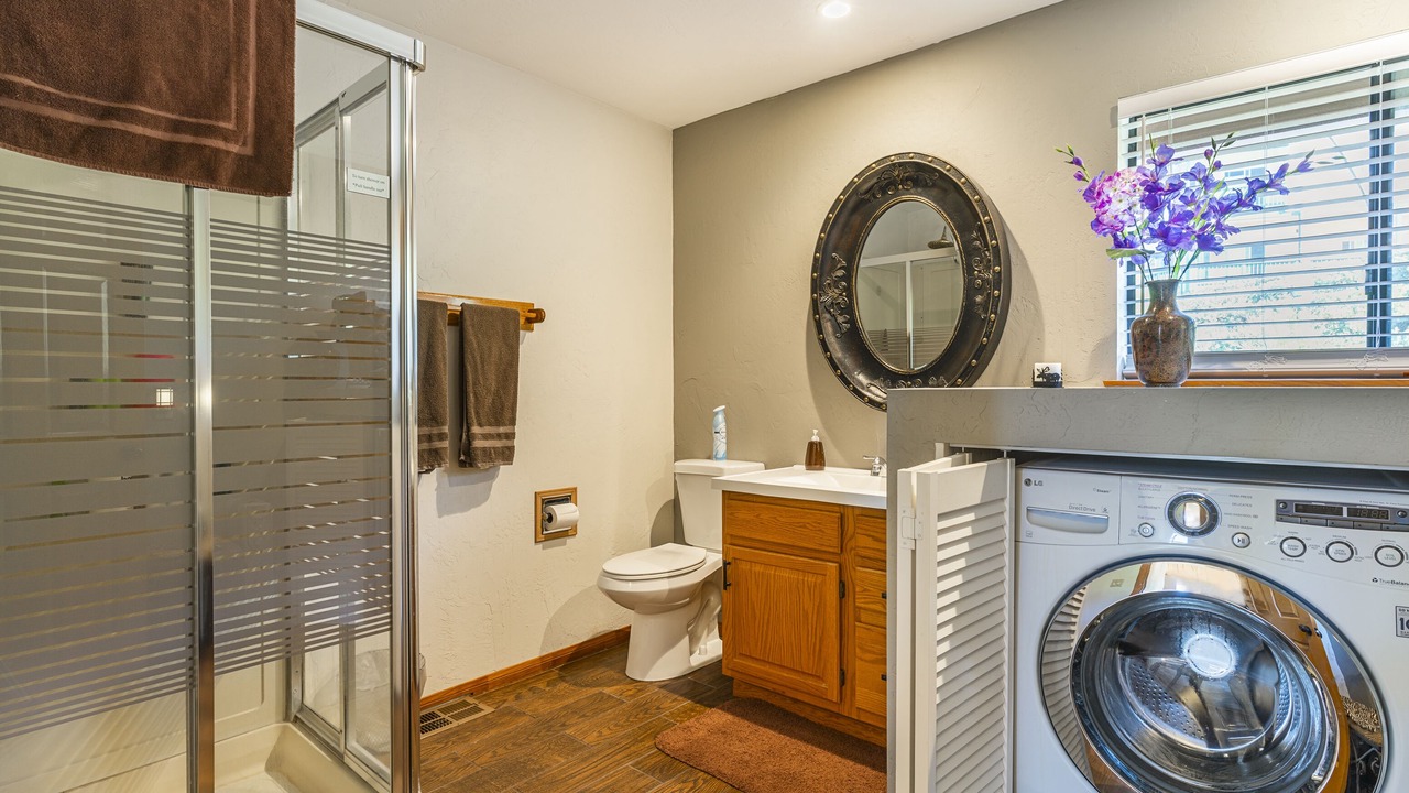 Photo of Bathroom in Julian