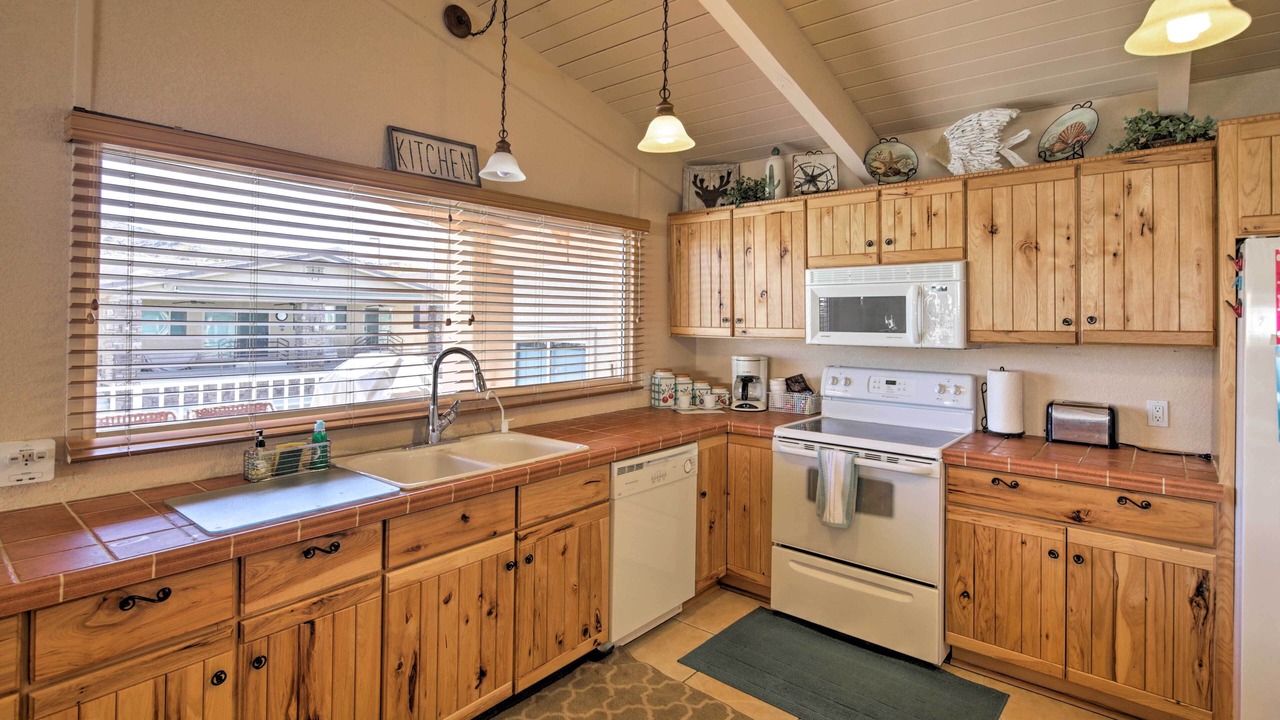Photo of Kitchen in Cienega Springs