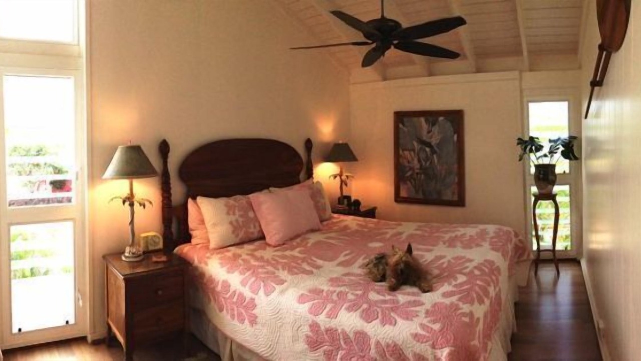 Photo of Bedroom in Mokuleia