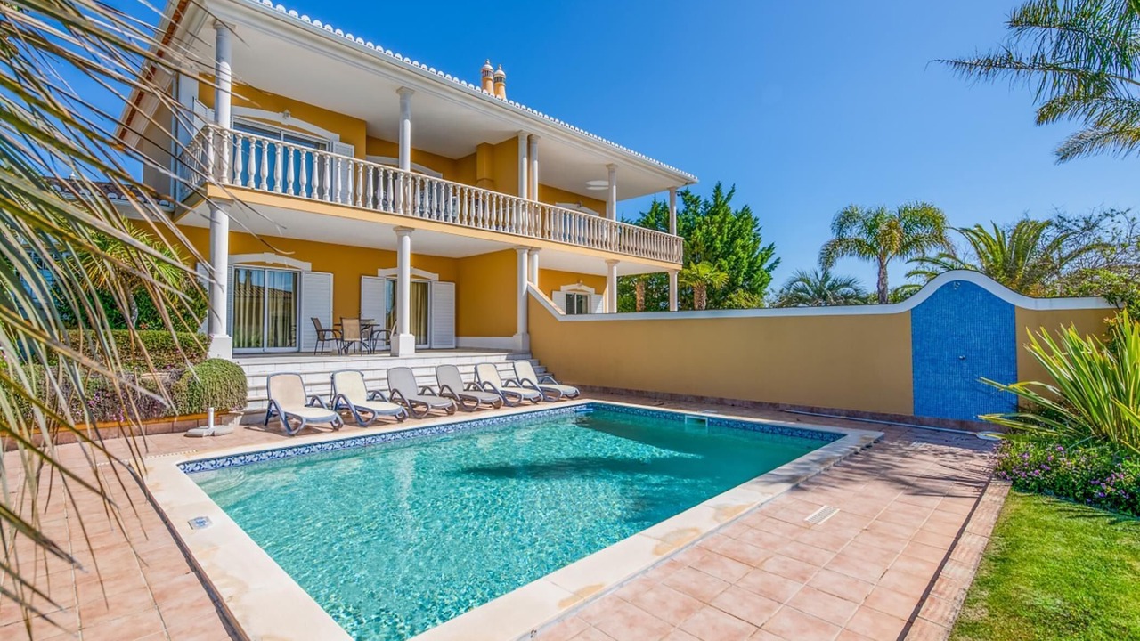 Photo of Outdoor in Luz