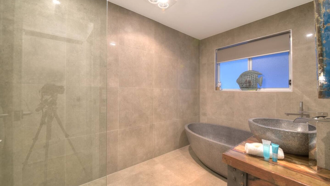 Photo of Bathroom in Mermaid Waters