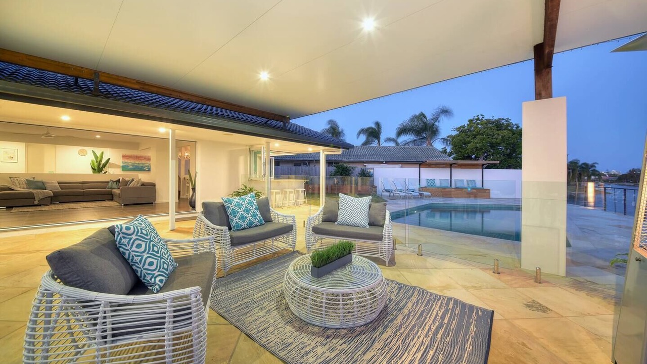 Photo of Outdoor in Mermaid Waters