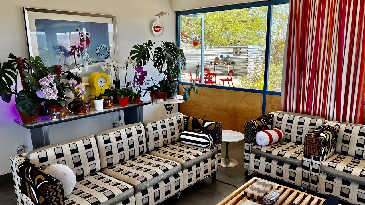 Photo of Livingroom in Landers