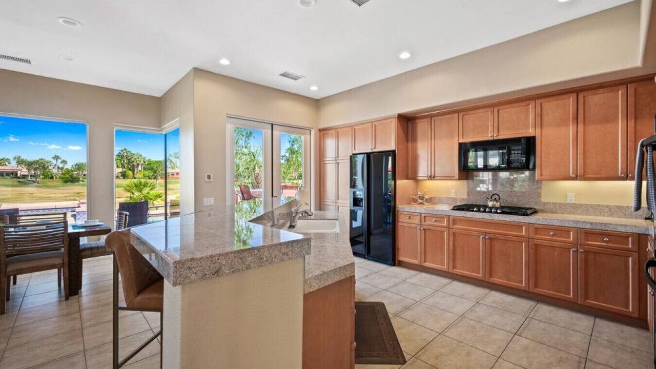 Photo of Kitchen in La Quinta