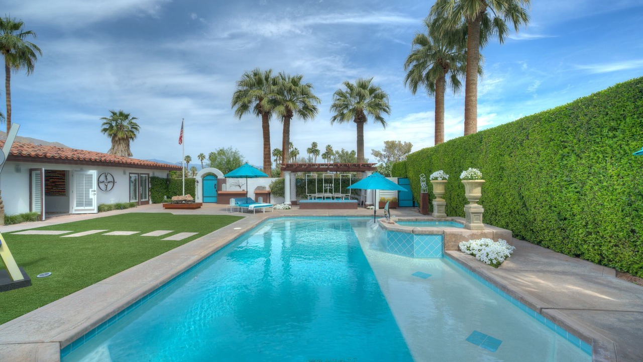 Photo of Bedroom in Tahquitz River Estates