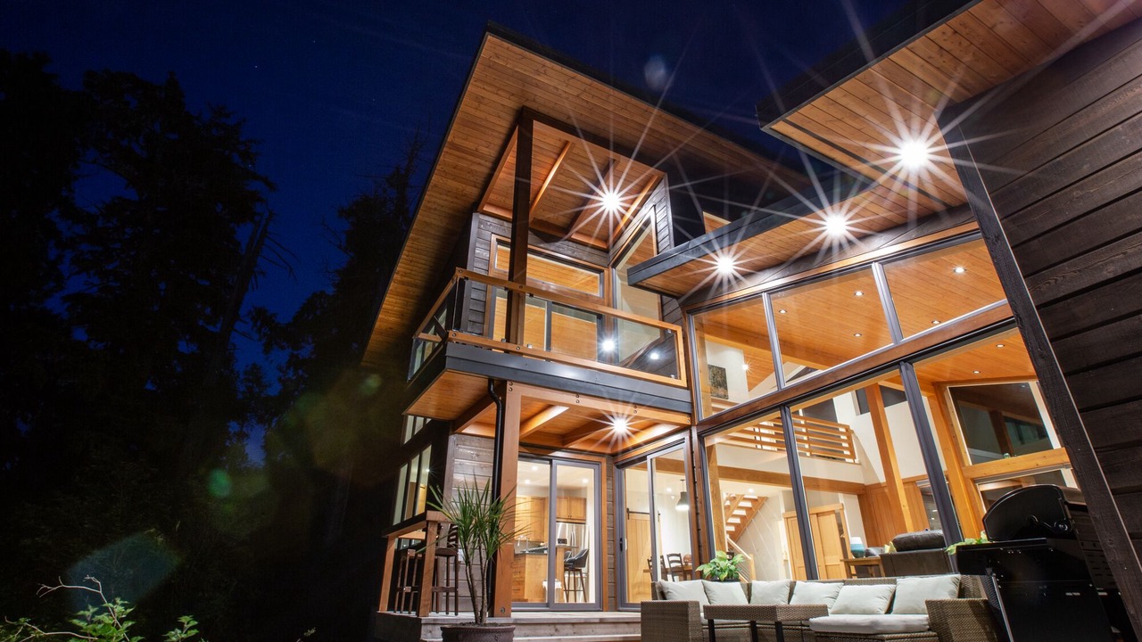 Photo of Patio Balcony in Tofino