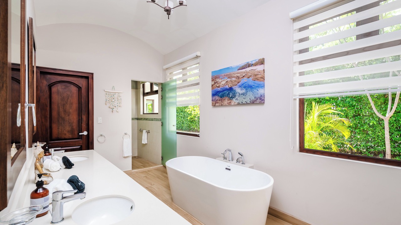 Photo of Bathroom in Tamarindo