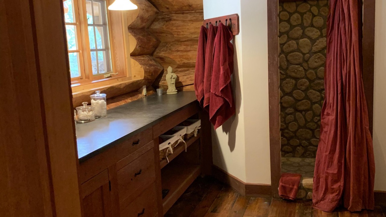 Photo of Bathroom in Lompoc