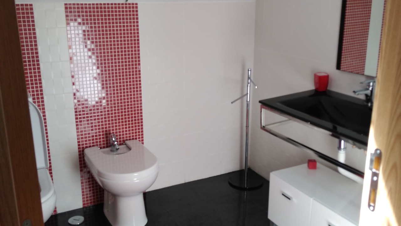 Photo of Bathroom in Santiago do Cacem