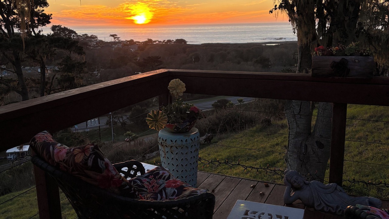 Photo of Patio Balcony in Happy Hill