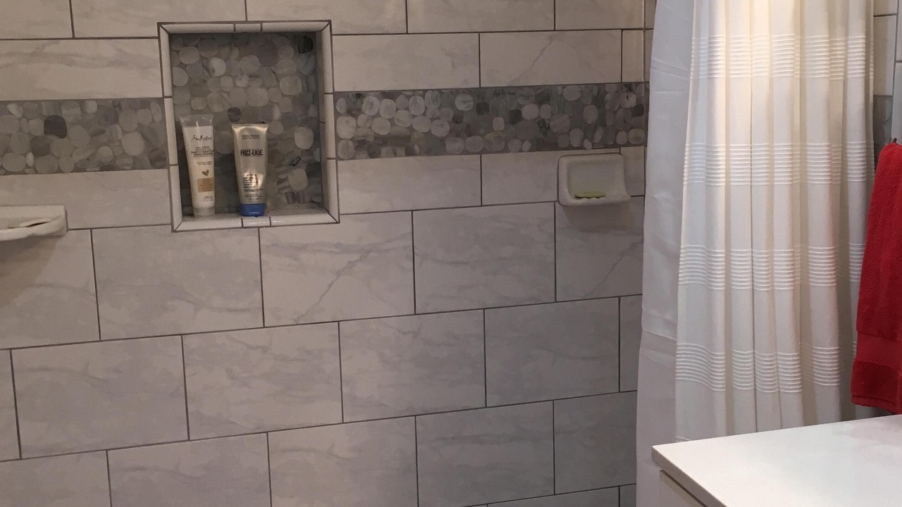 Photo of Bathroom in Happy Hill