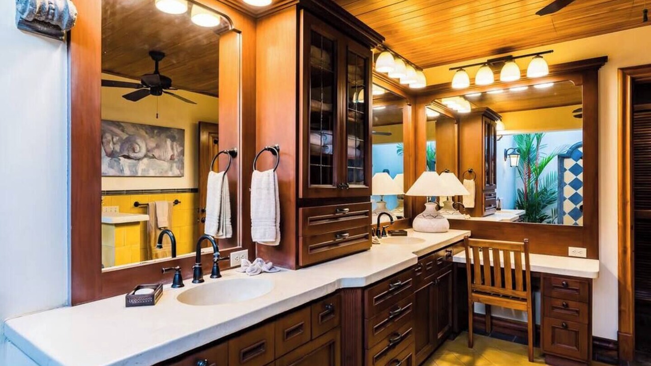 Photo of Bathroom in Playa Langosta