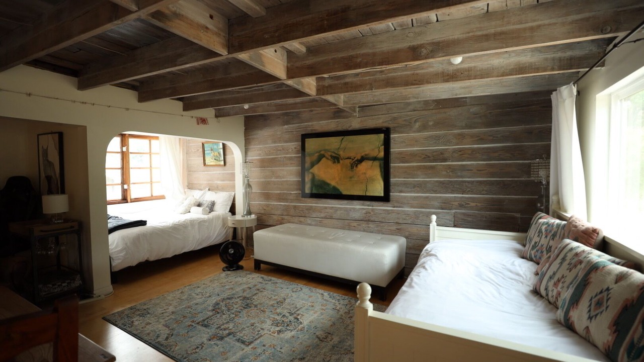 Photo of Bedroom in Malibu