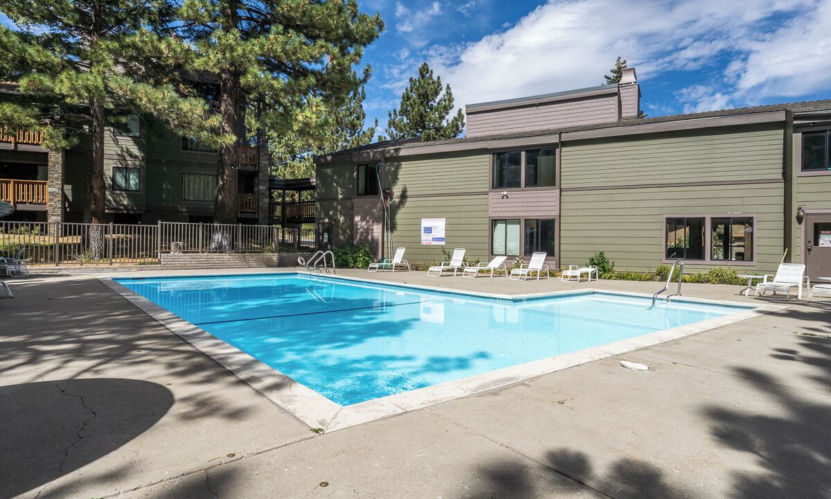 Photo of Outdoor in Mammoth Lakes
