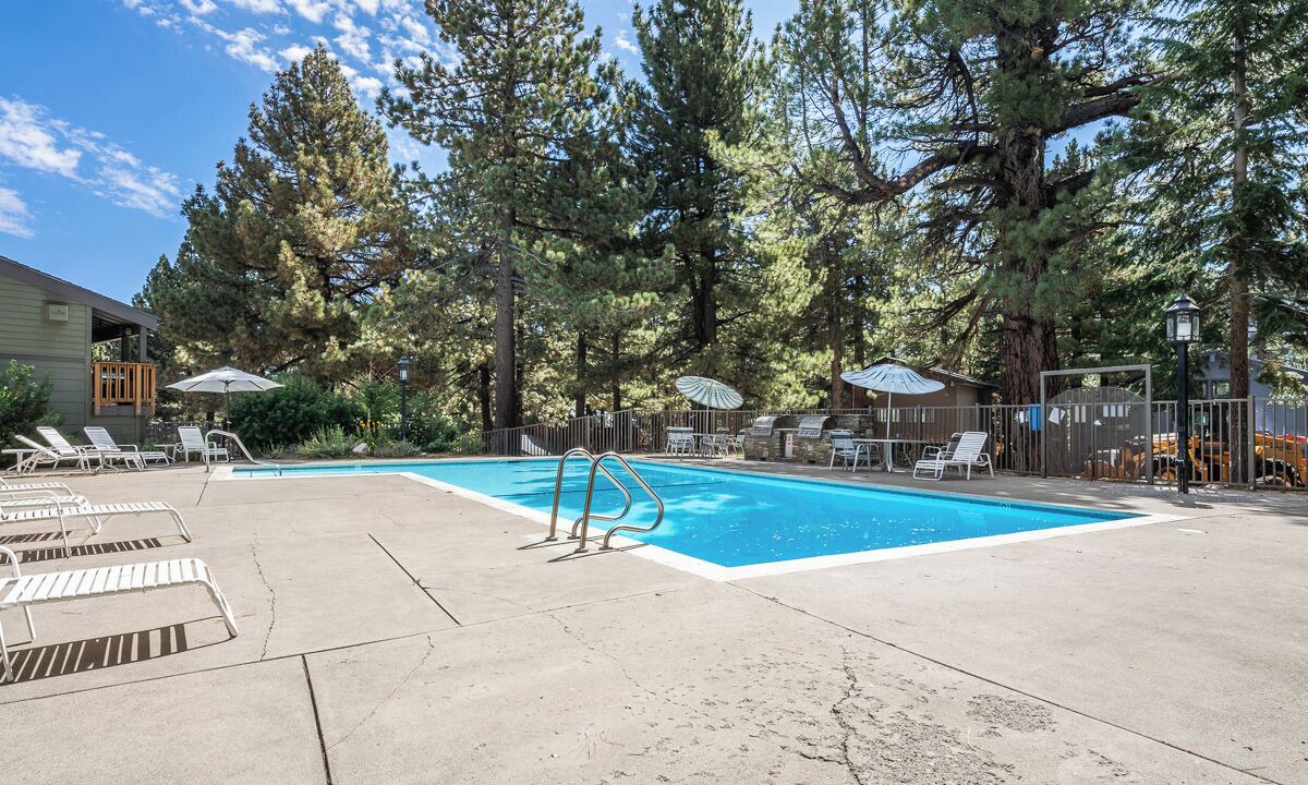 Photo of Outdoor in Mammoth Lakes