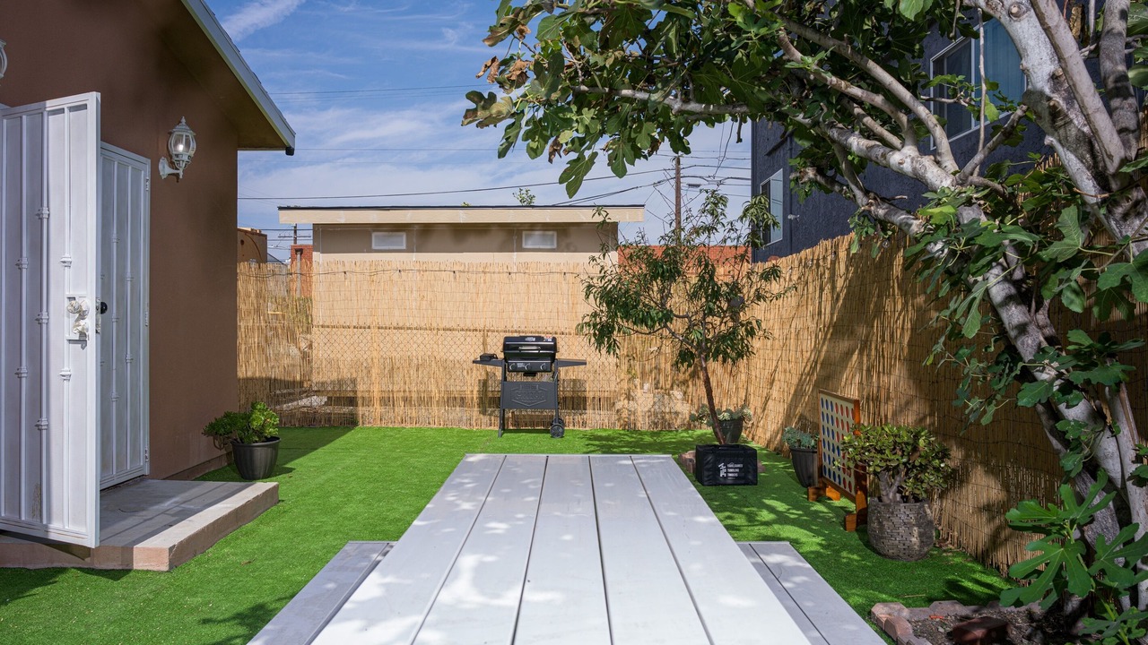 Photo of Outdoor in Lawndale