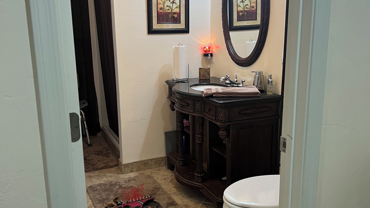 Photo of Bathroom in La Paz County