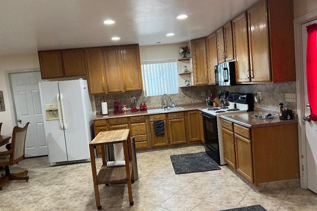 Photo of Kitchen in La Paz County