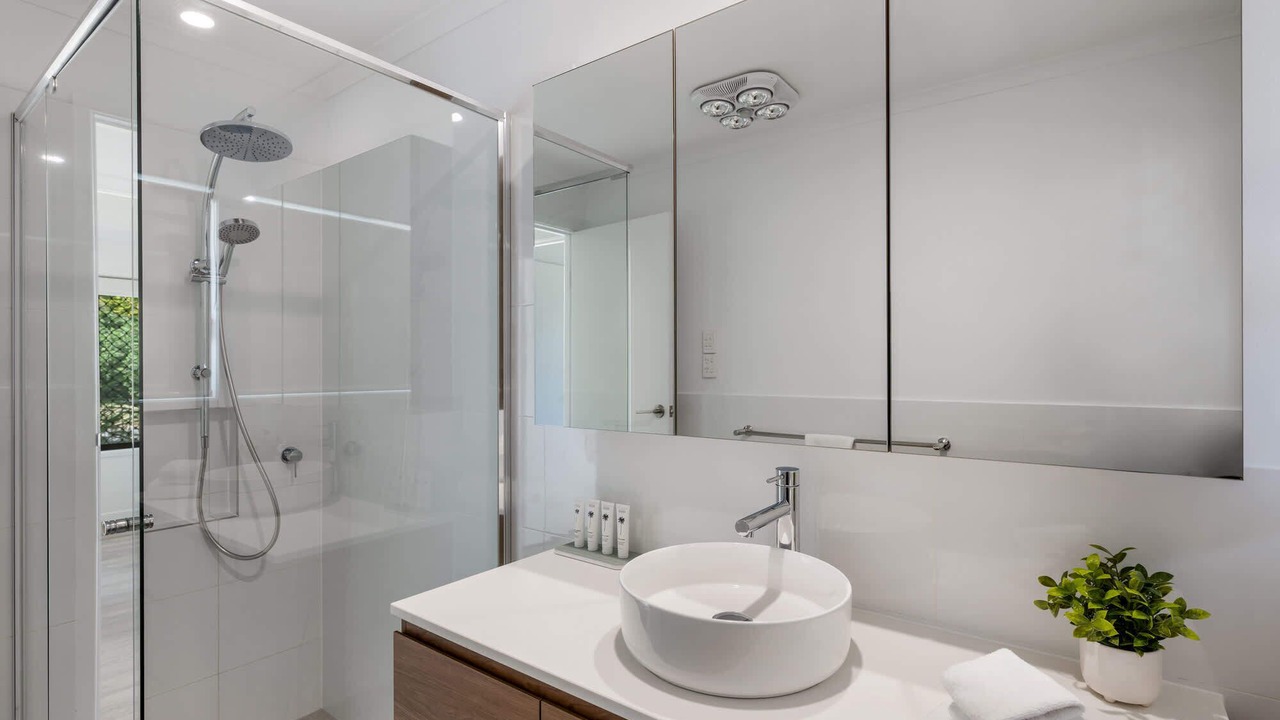 Photo of Bathroom in Golden Beach