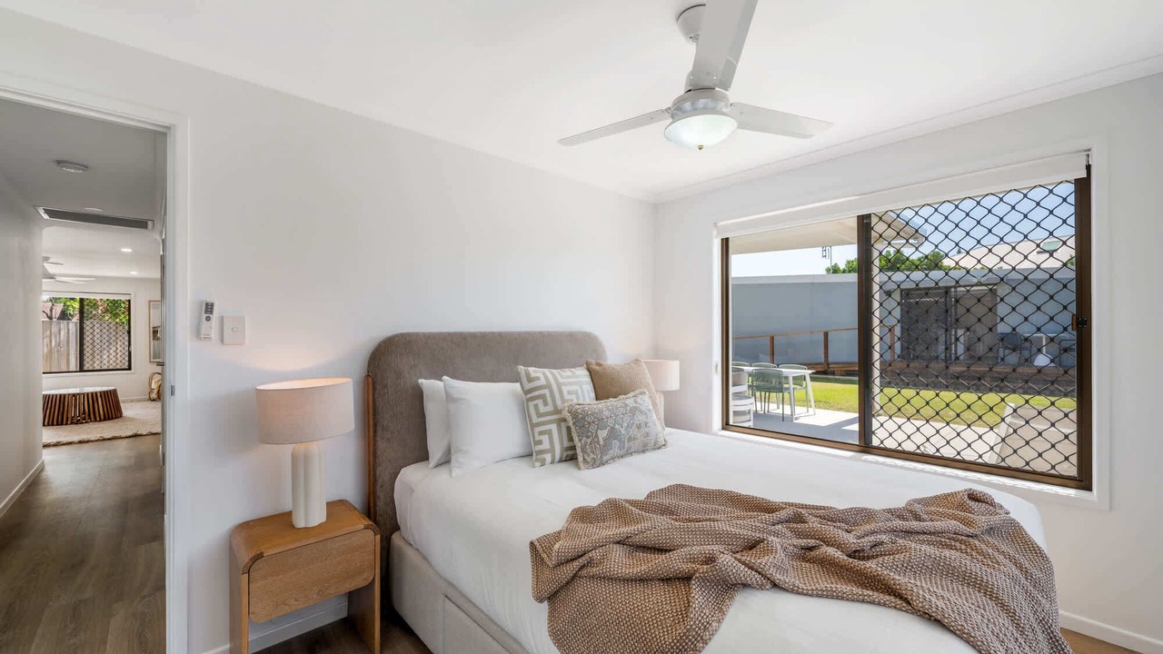 Photo of Bedroom in Golden Beach
