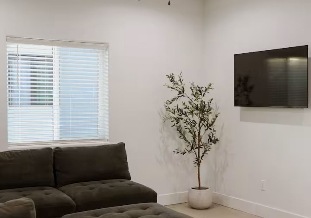 Photo of Livingroom in Woodlake
