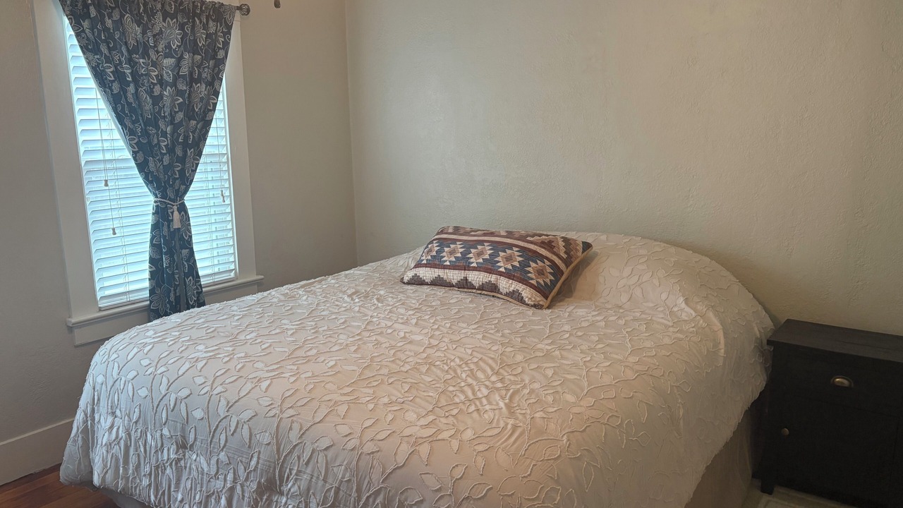 Photo of Bedroom in Exeter
