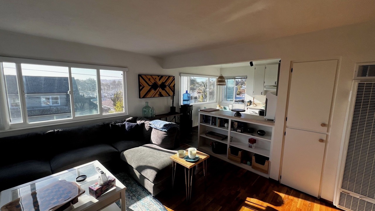 Photo of Livingroom in Seabright