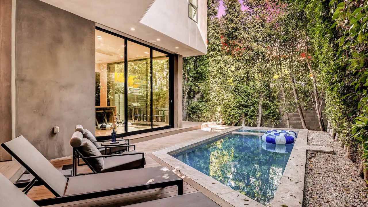 Photo of Outdoor in Beverly Grove