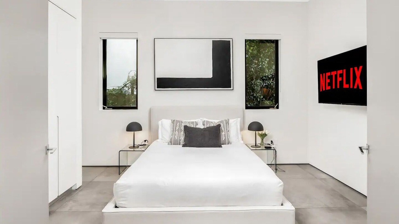 Photo of Bedroom in Beverly Grove