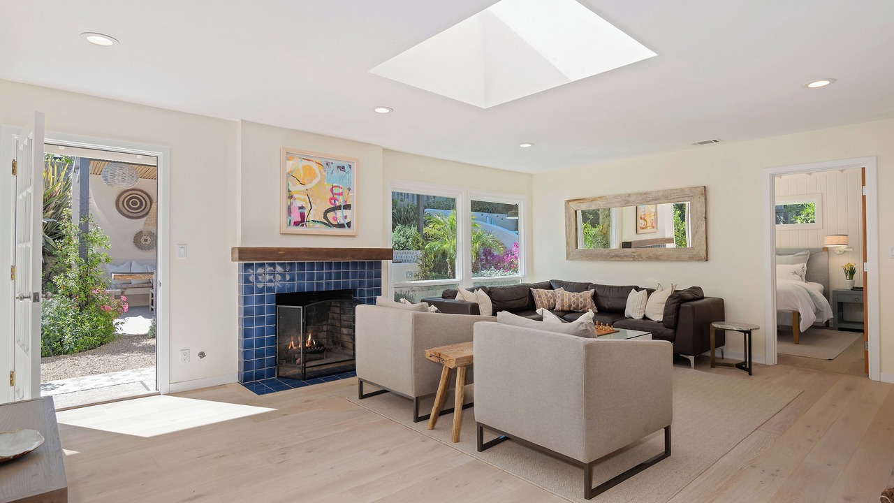 Photo of Livingroom in The Mesa