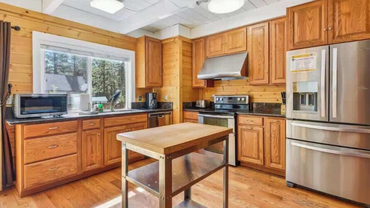 Photo of Kitchen in North Upper Truckee