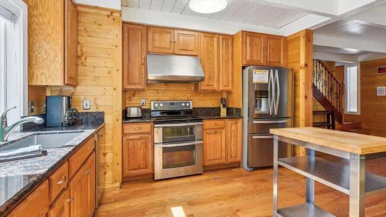 Photo of Kitchen in North Upper Truckee