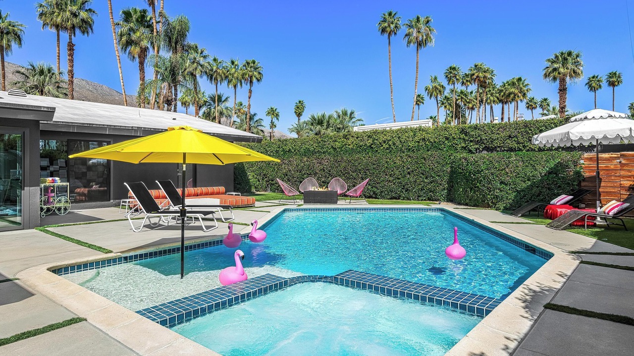 Photo of Outdoor in Tahquitz River Estates