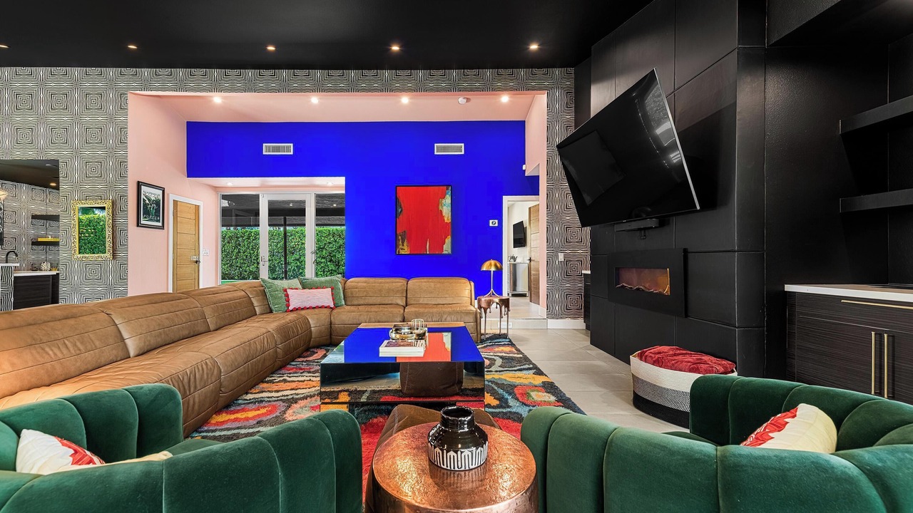 Photo of Livingroom in Tahquitz River Estates