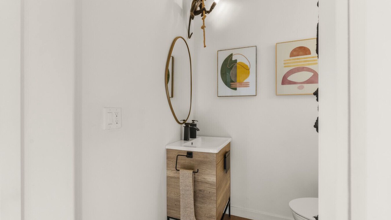 Photo of Bathroom in Mira Monte