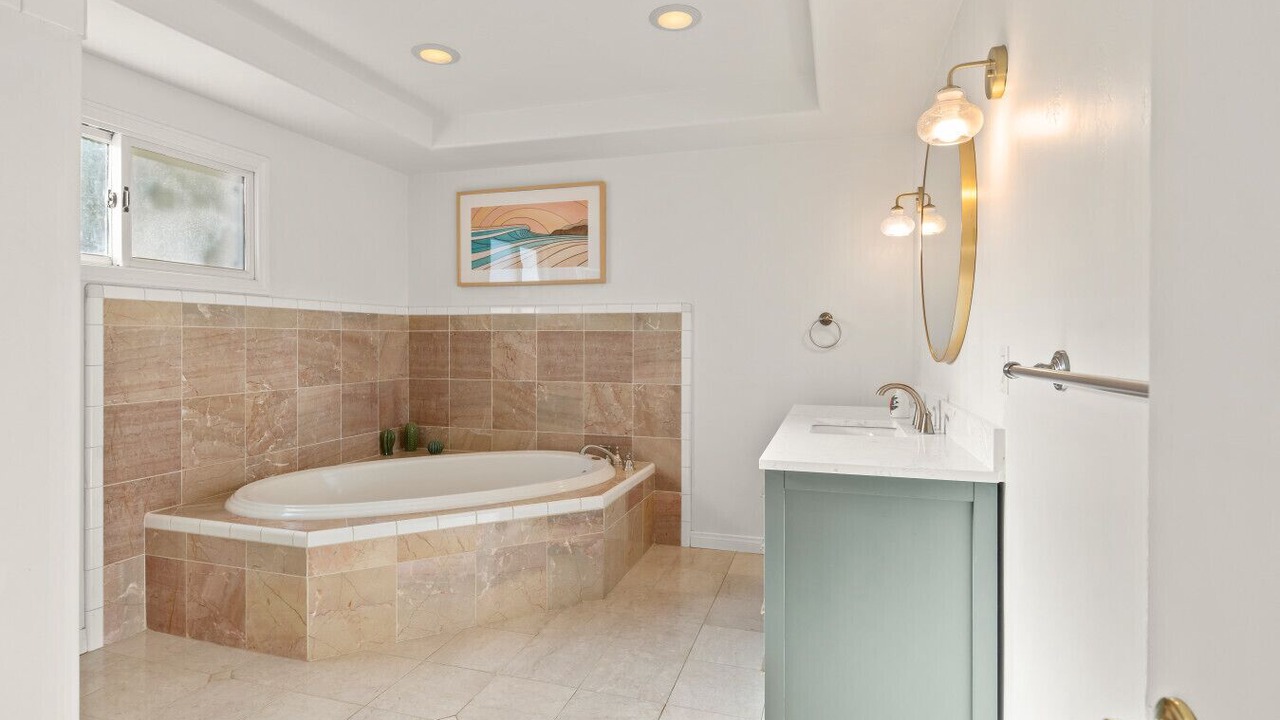 Photo of Bathroom in Mira Monte