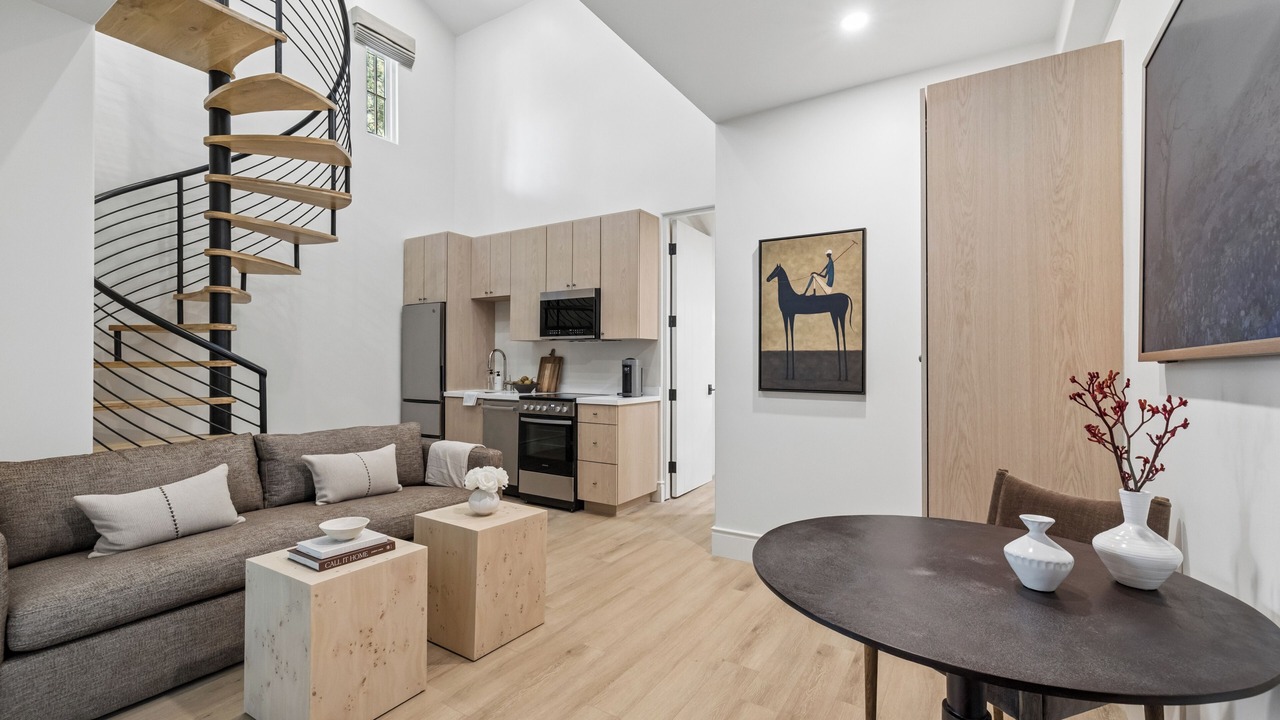 Photo of Livingroom in Oak Park