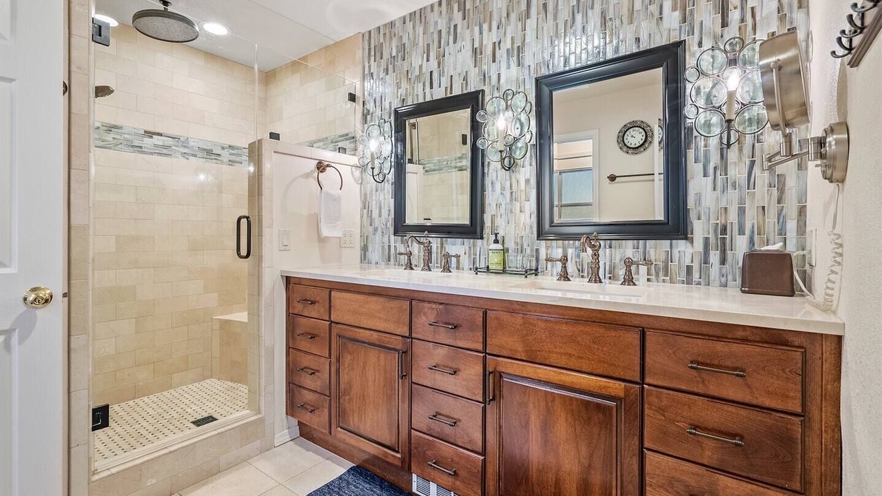 Photo of Bathroom in Templeton