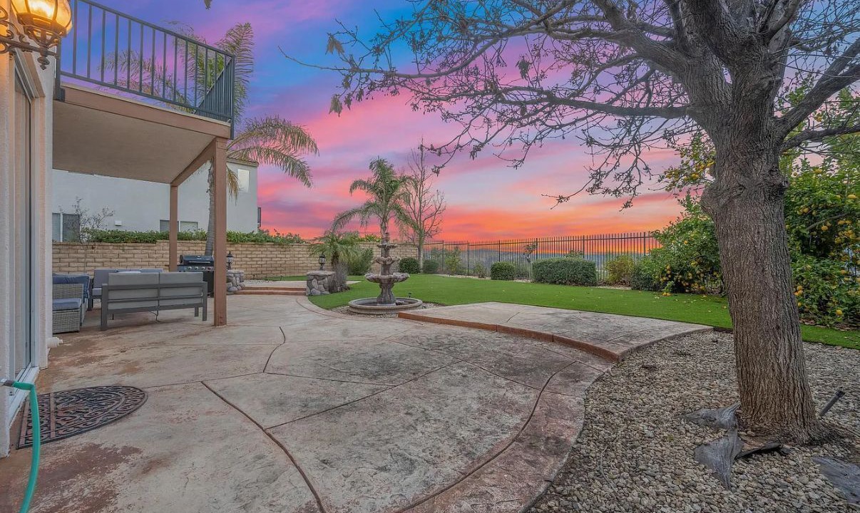 Photo of Patio Balcony in Castaic