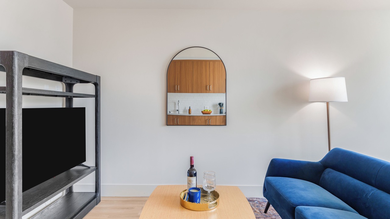 Photo of Livingroom in Cortez Hill