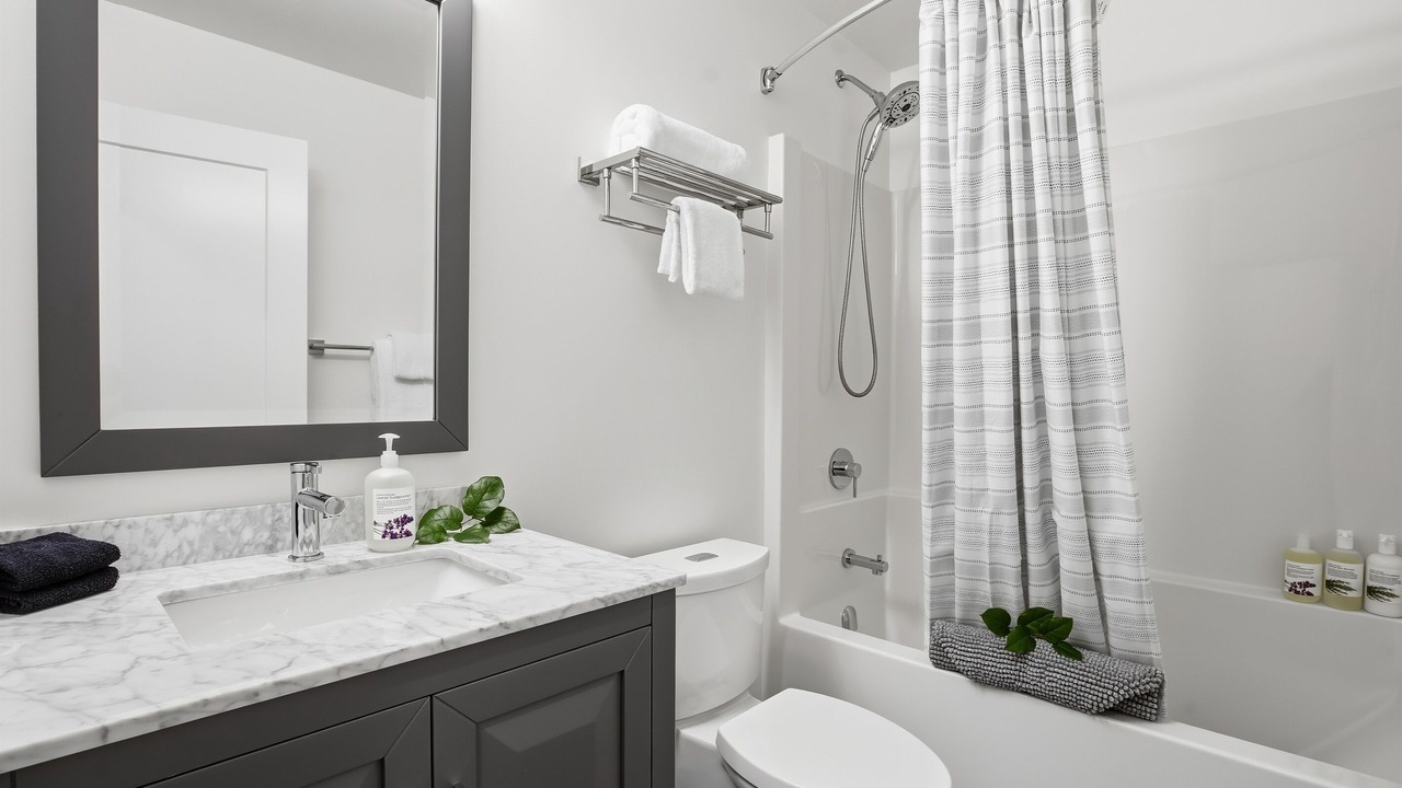 Photo of Bathroom in Ucluelet