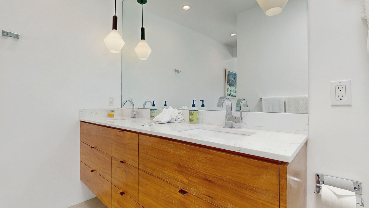 Photo of Bathroom in Desert Park Estates