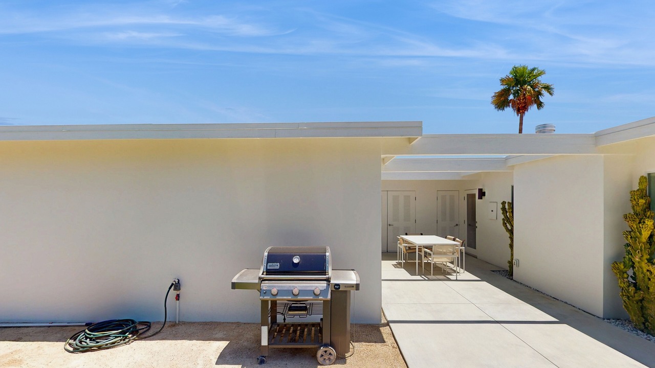 Photo of Outdoor in Desert Park Estates